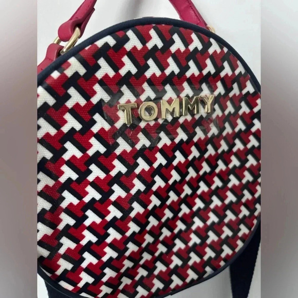Tommy Hilfiger | Circular  Crossbody Bag - Picture 4 of 9